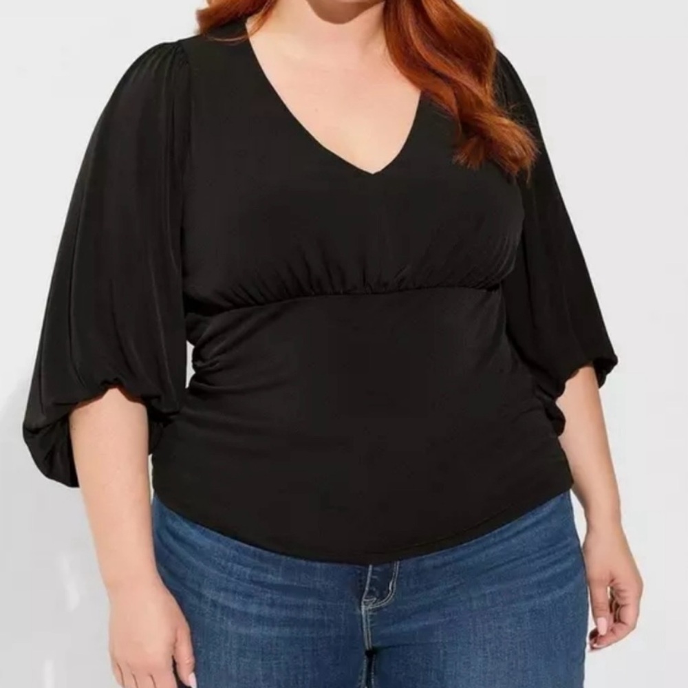 Studio Knit V-Neck Quarter Sleeve Shirred Top, Torrid, Plus Size 2X / 18-20